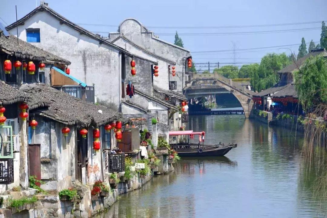 女囚被发配边疆,路途艰辛,为何还有那么多人争强押送?-专业问答类网站